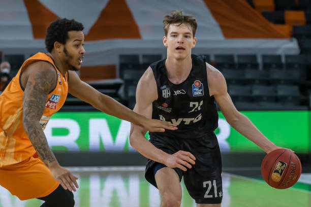 的训练和比 的训练和比