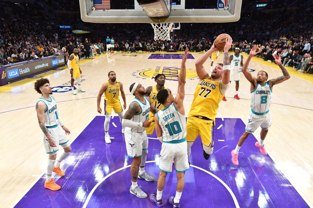 亚马尔的踢 亚马尔的踢