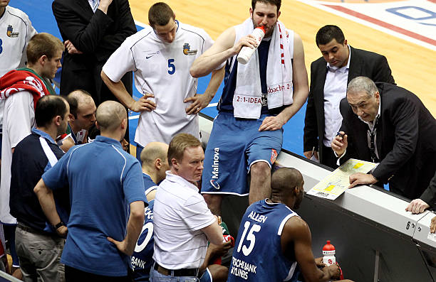 一直致力于 一直致力于