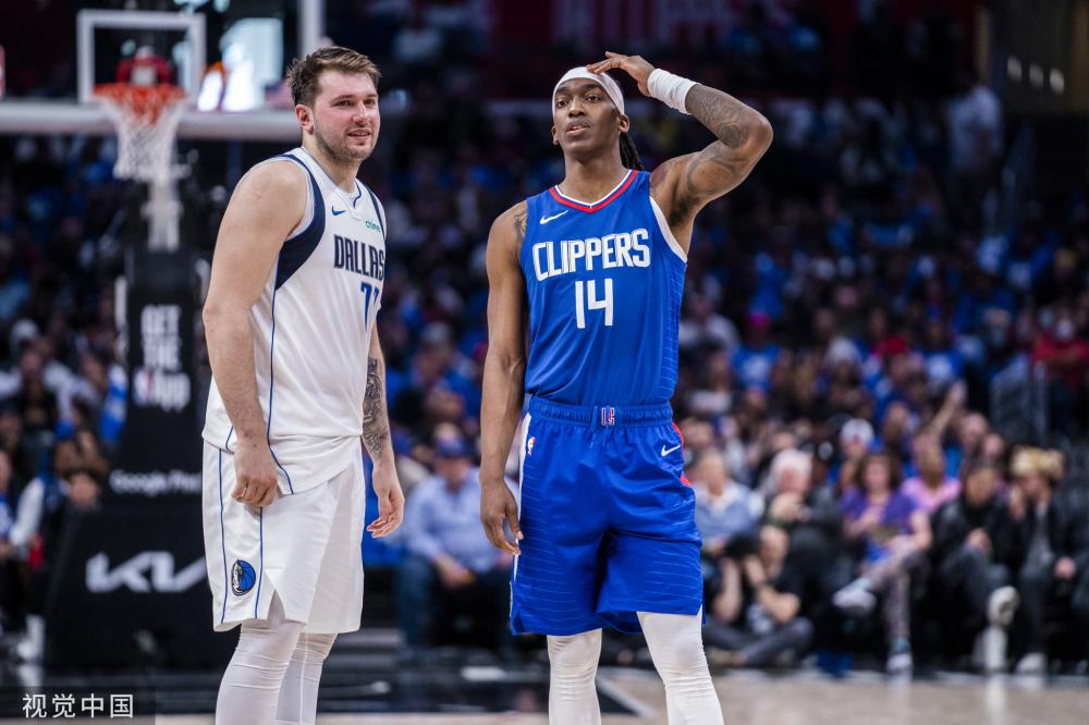 球足球的发 球足球的发