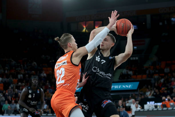 一步都有条 一步都有条